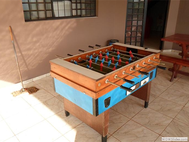 MESA DE PINBOLIM